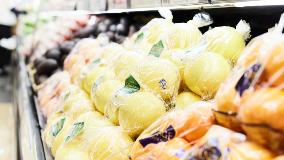 鮮度が命、青果のプロとして店を彩る